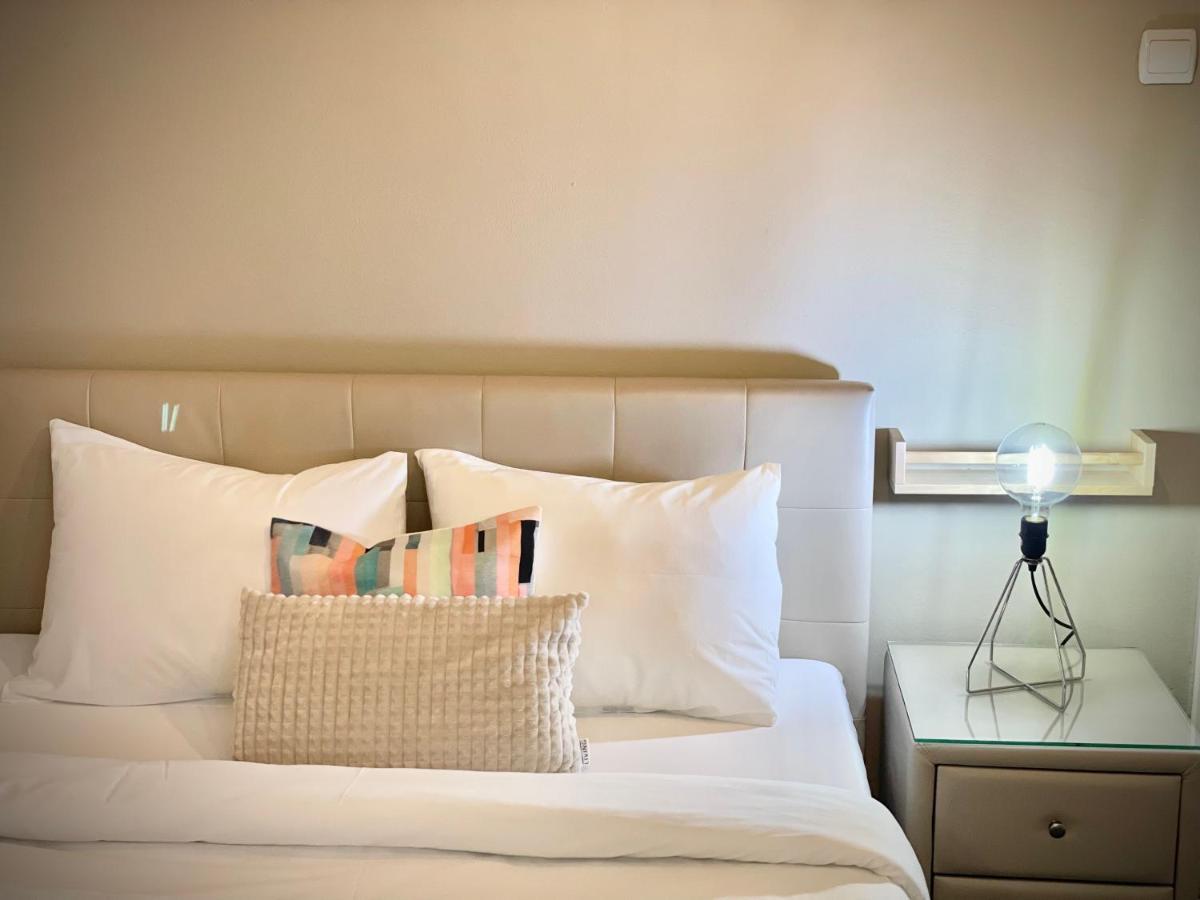 Private Place To Stay Self Check In-Nonstop- Netflix-Wifi Resita Luaran gambar