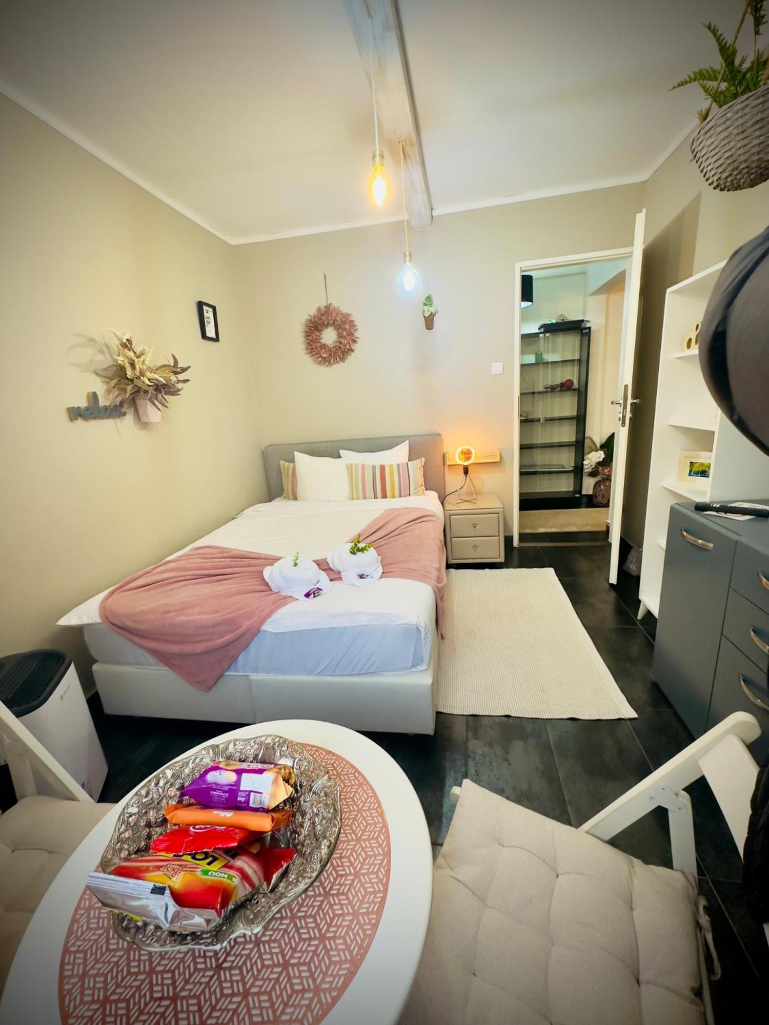 Private Place To Stay Self Check In-Nonstop- Netflix-Wifi Resita Luaran gambar
